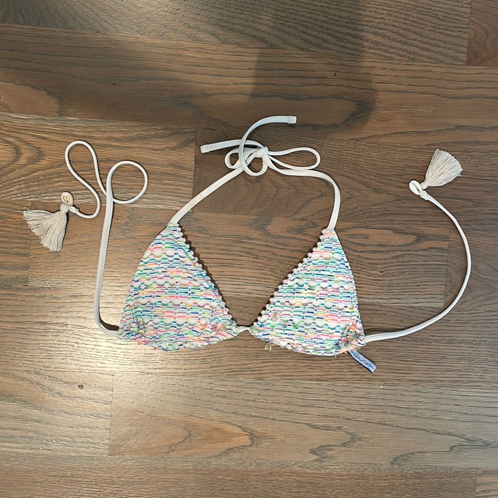 Everything but Water bikini top!